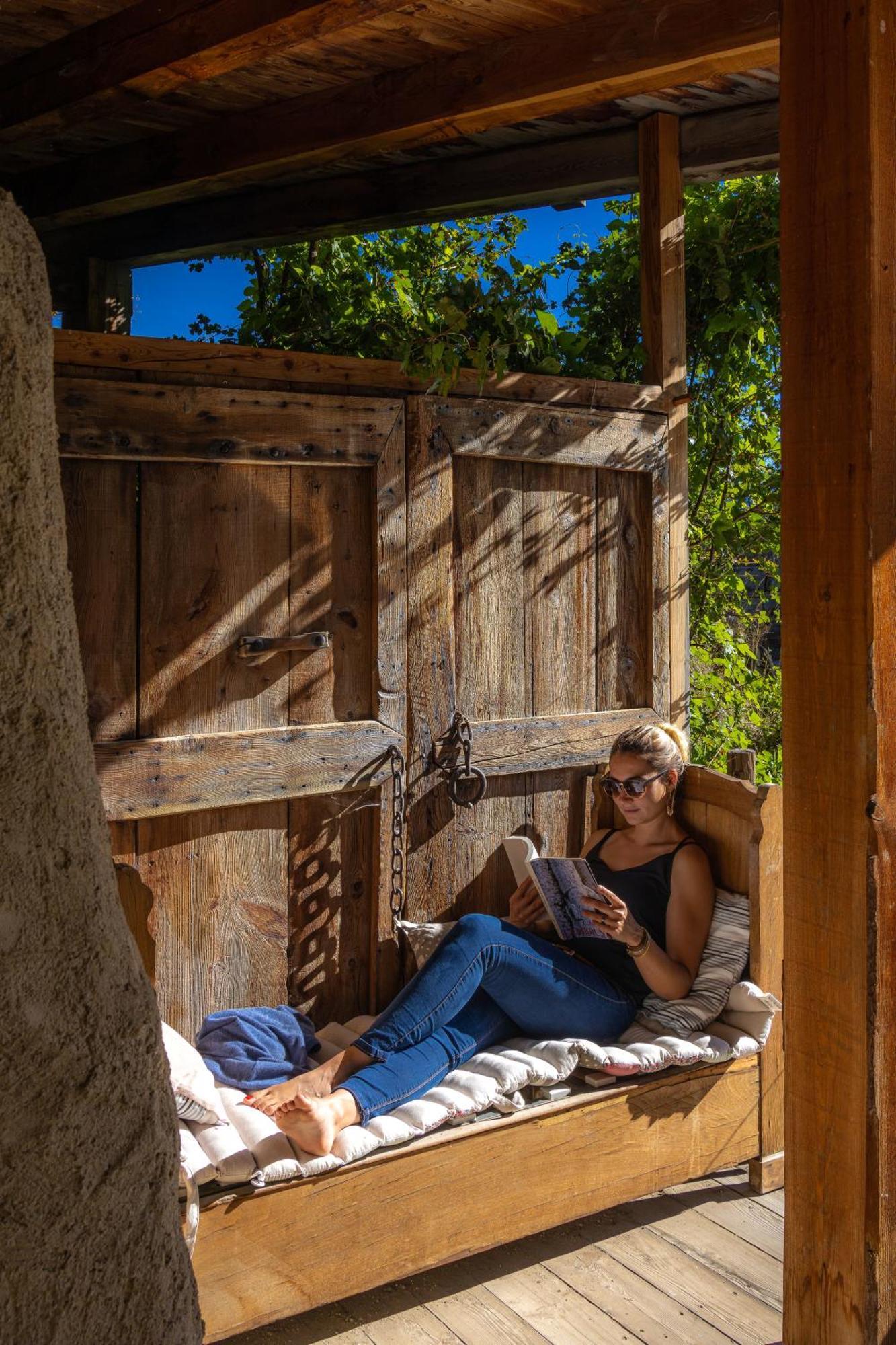 Bed and Breakfast La Ferme De Beaute Chateauroux-les-Alpes Exteriér fotografie