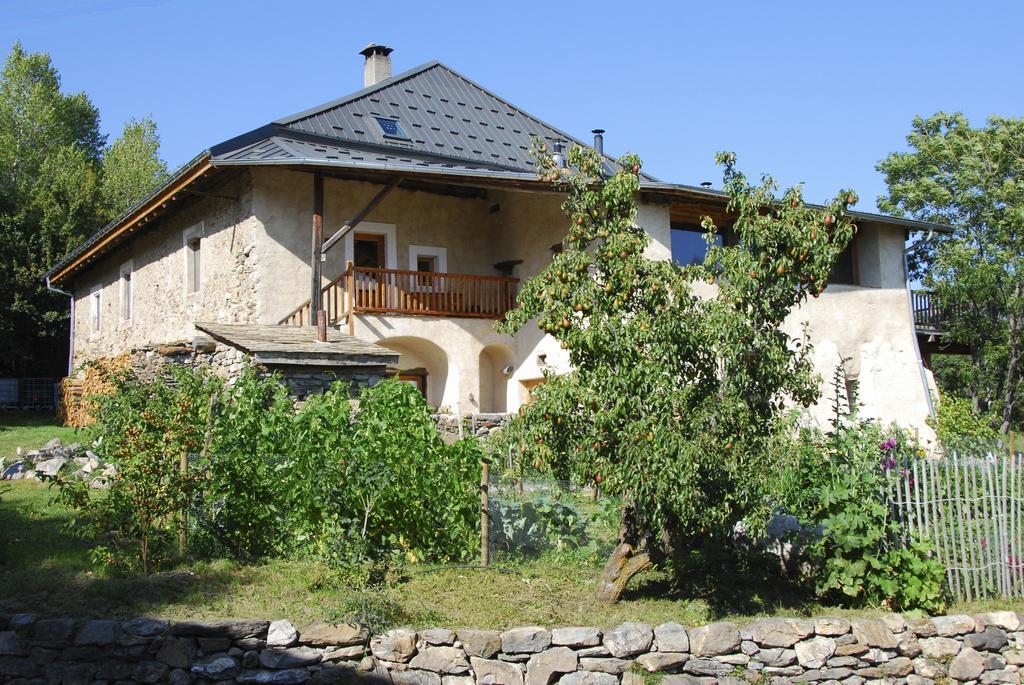 Bed and Breakfast La Ferme De Beaute Chateauroux-les-Alpes Exteriér fotografie